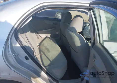 2010 Toyota Corolla Le z USA, uszkodzony, nr VIN 1NXBU4EEXAZ208000